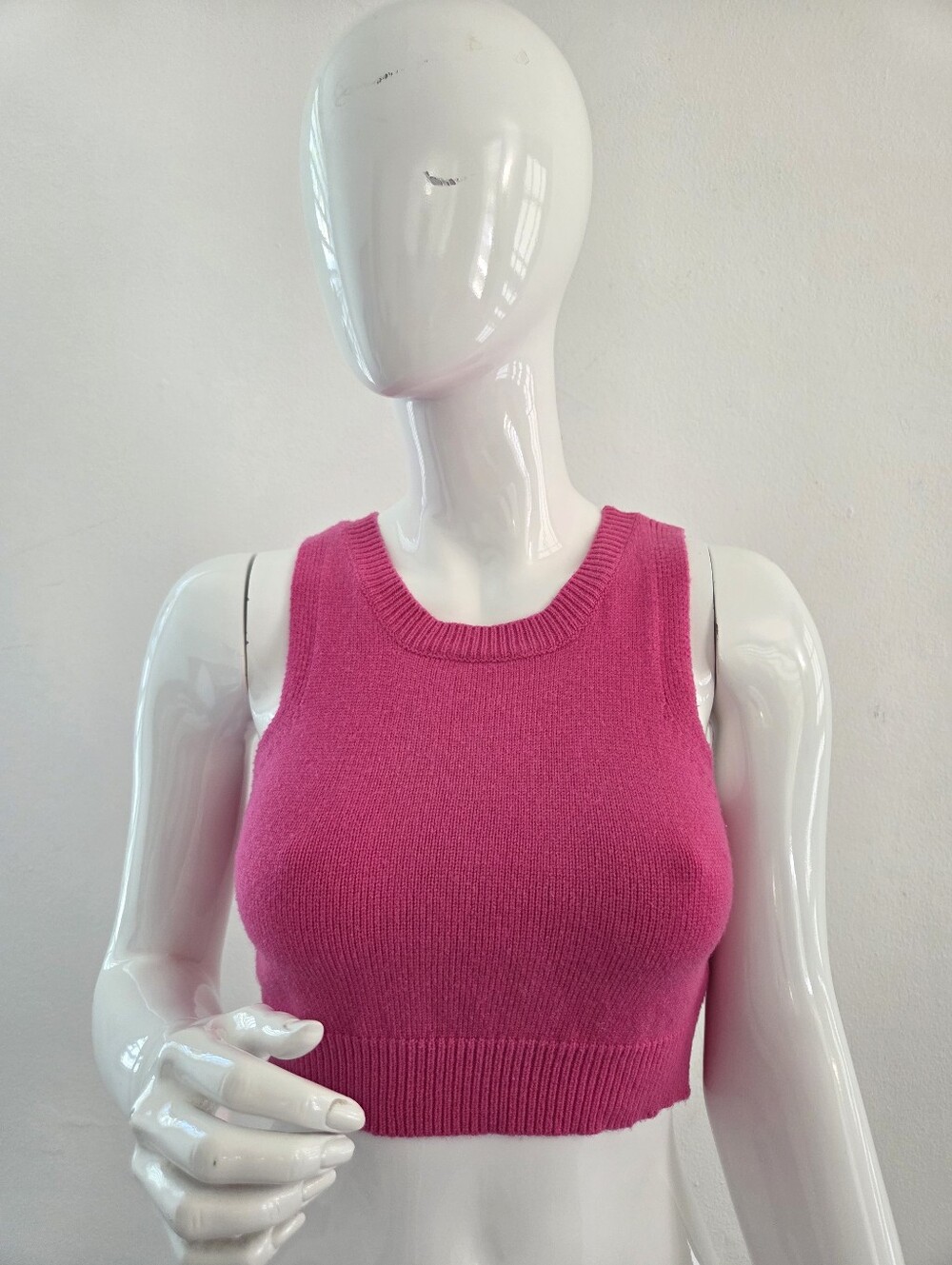 Hot Pink Knit Sleeveless Crop Top Vest Size Small